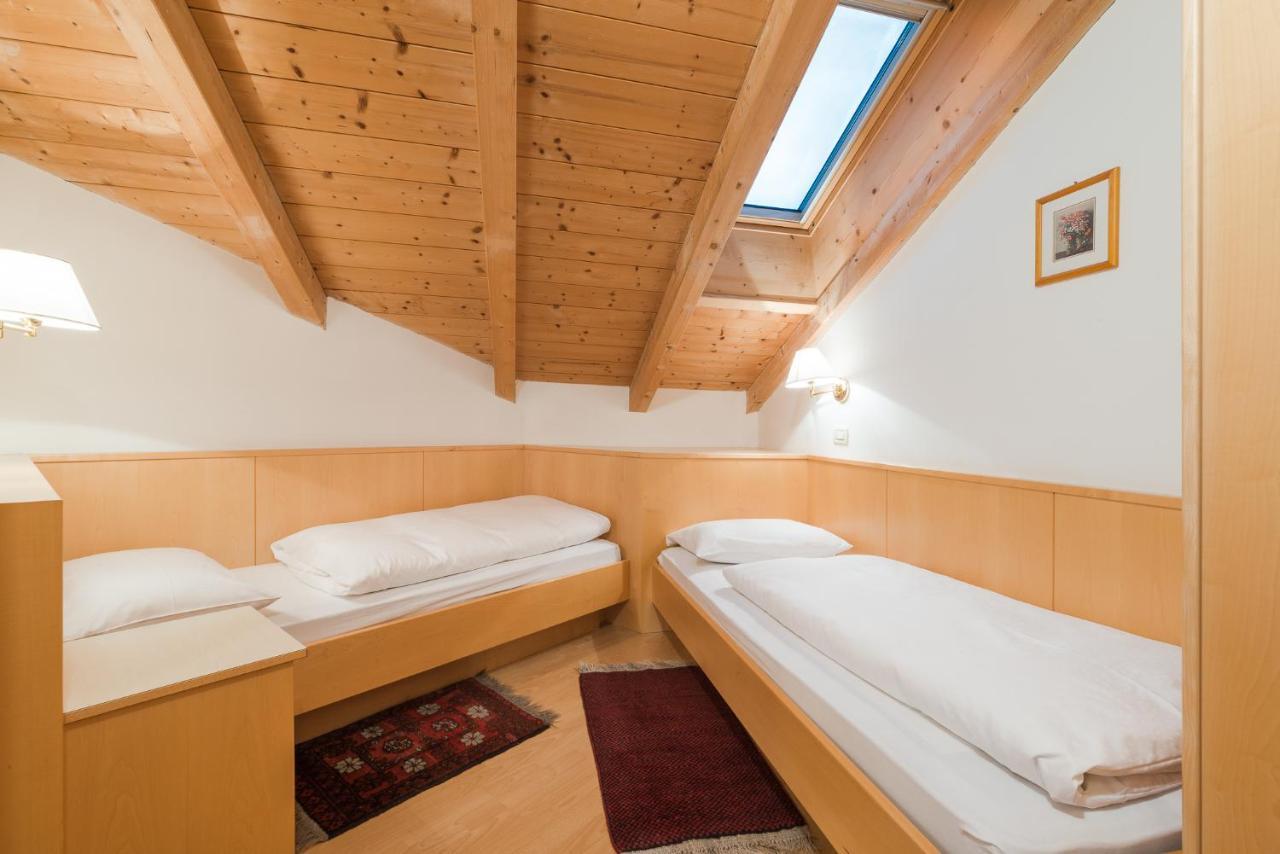 Residence Chalet Pinis Corvara In Badia Ngoại thất bức ảnh
